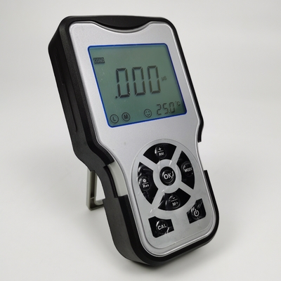 Compact and Lightweight EC TDS Meter for Easy Water Testing in Industrial Settings